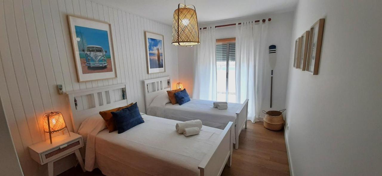 Apartamento T2 Vista Rio Arade - Portimão Exteriér fotografie